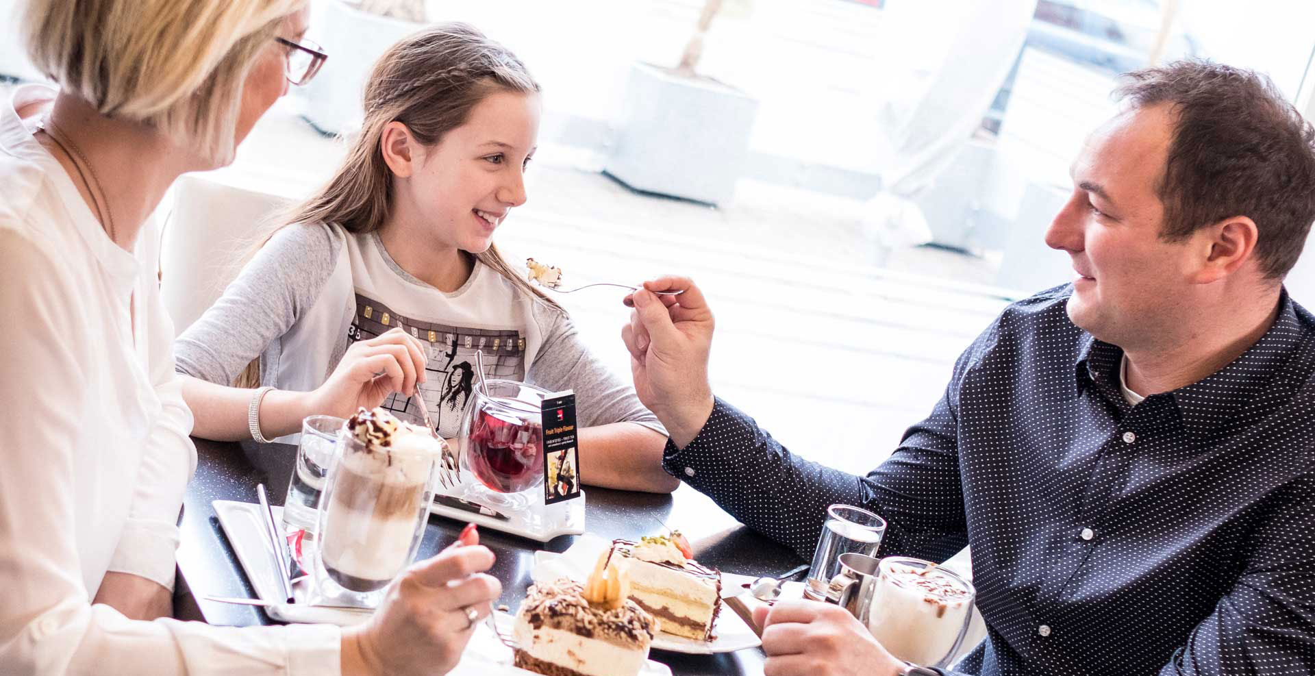 Im Kaffeehaus... Bei Kaffee und Torte bei Birchbauer